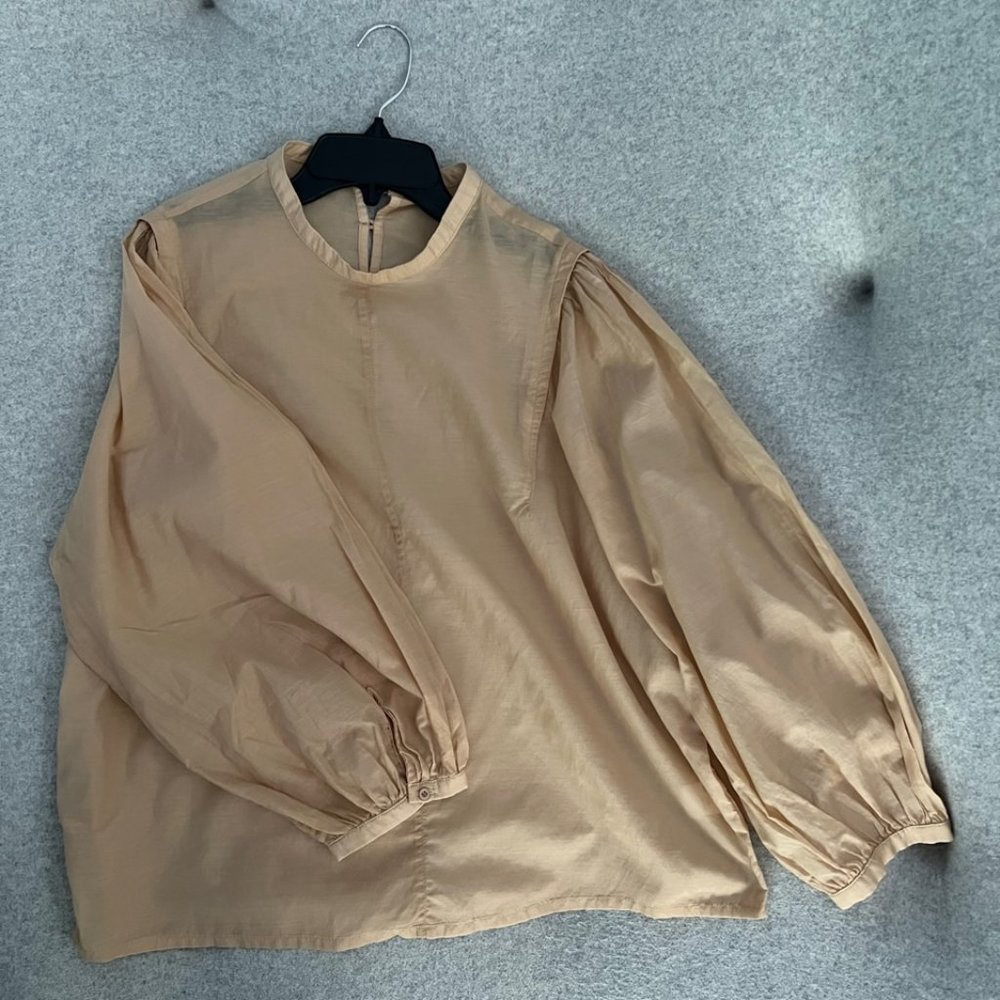 Women top